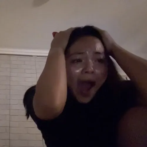 Ảnh vui idol Kpop há hốc giữa tình huống lạ.