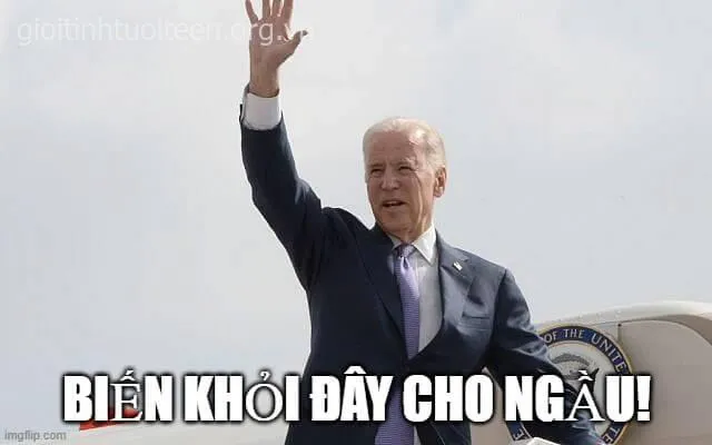 Hình meme hài tạm biệt năm cũ, chào năm mới rộn ràng.