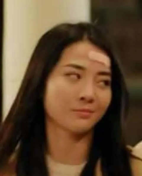 Meme hài ánh mắt lạnh phản ứng cực hợp caption văn phòng