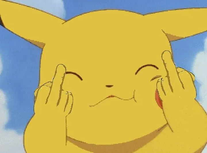 Meme Pikachu troll nhẹ trong group chat gia đình