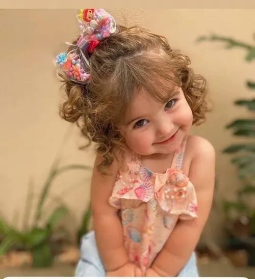 Khoảnh khắc bé thơ cười khúc khích khiến ai cũng mỉm cười theo