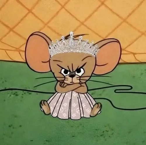 Bộ ảnh Jerry diện váy cưới và loạt tư thế khó tả viral toàn nền tảng