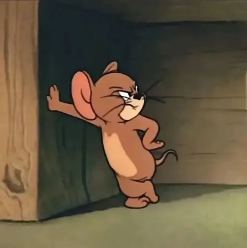 Ảnh hài Jerry hoảng hốt khi Tom dí ngay sau lưng