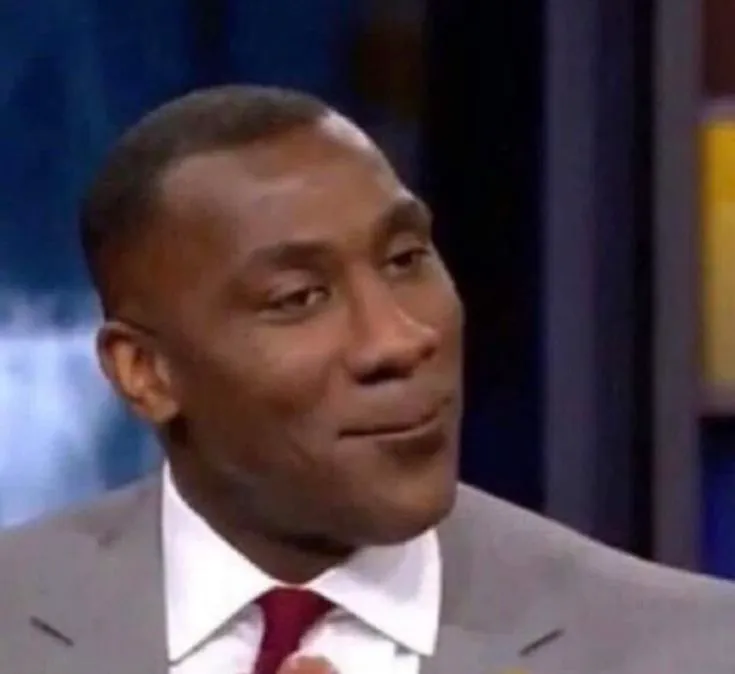 12 Ảnh troll cắn môi cố giấu phản ứng cười xỉu