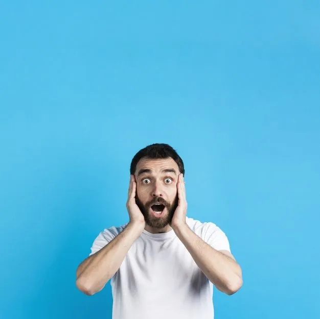 Meme biểu cảm mất kiểm soát khi chuyện vượt tầm