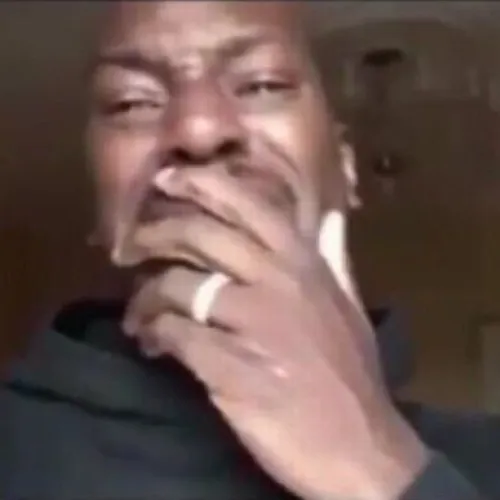 Bộ sưu tập meme khóc khiến ai cũng thấy mình trong đó