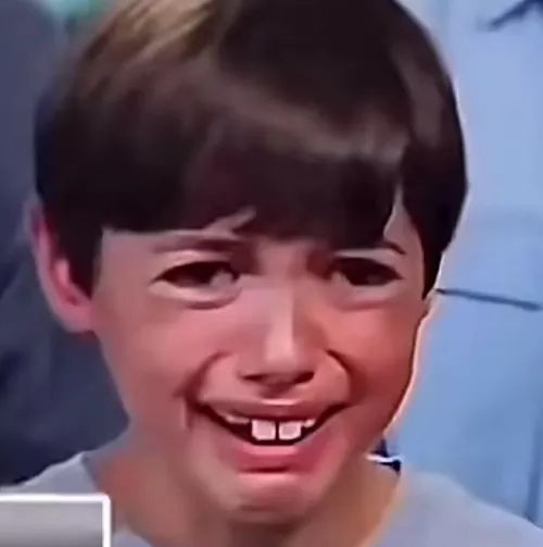 Ảnh troll biểu cảm cosplay khóc lầy lội cực đỉnh