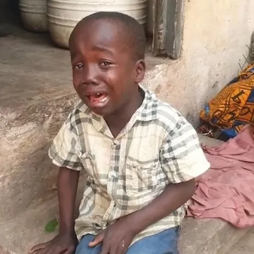 Loạt meme khóc kinh điển, xem xong chỉ biết “cười trong nước mắt”