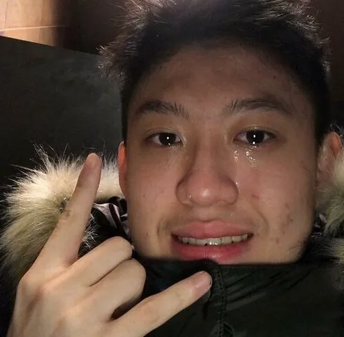 Meme khóc – biểu tượng của nỗi buồn pha lẫn tấu hài đỉnh cao