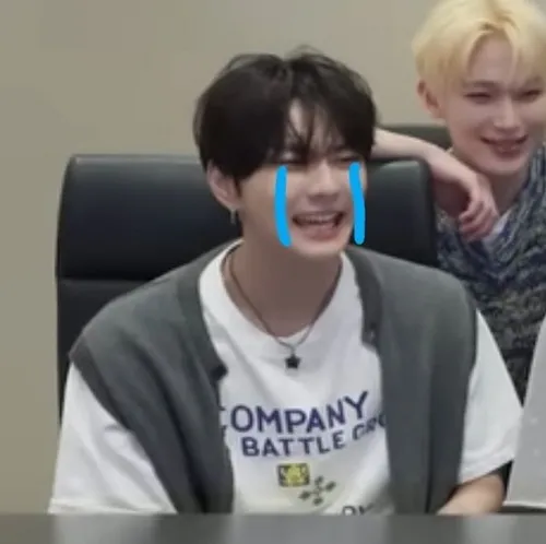 200+ Meme Khóc Lóc, khóc thét thảm thiết diễn tả cảm xúc tổn thương buồn bã