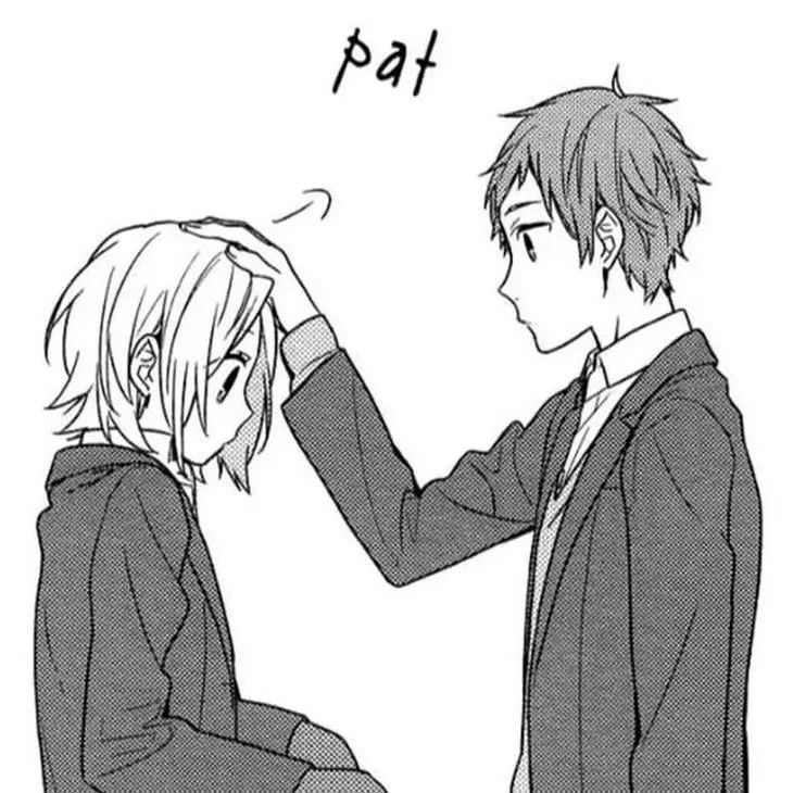 Bàn tay dịu dàng xoa đầu khiến lòng an yên.