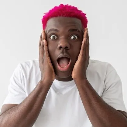 Meme NBA player ôm đầu bàng hoàng sau pha xử lý lỗi.