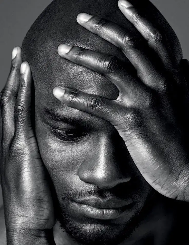 Meme hài ánh mắt mở to không tin nổi chuyện vừa xảy ra