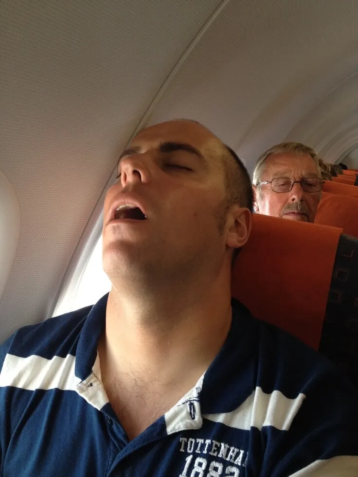 Meme bựa quá đáng nhưng “vui không chịu nổi”