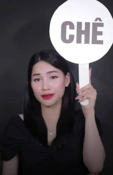 Ảnh troll Độ Mixi ánh mắt liếc xéo cực gắt mà vui