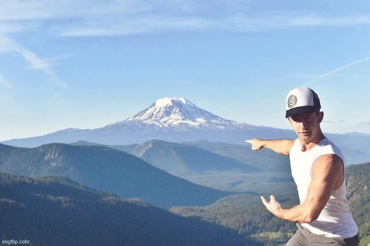 Khi lời nói bất lực, hãy để bàn tay chỉ hướng lên tiếng