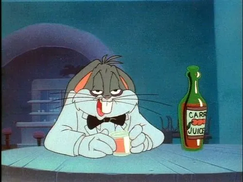 Meme thỏ lảo đảo, khuôn mặt đỏ bừng trông rất buồn cười.