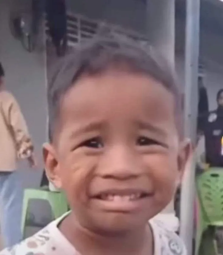 Meme cười bất lực khi đồng nghiệp nói “đơn giản mà ha”.