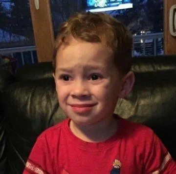 Meme cười bất lực khi phải giải thích lại chuyện lần thứ mười.