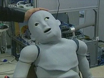 Ảnh vui cười mệt mỏi vì mọi thứ không theo kế hoạch.