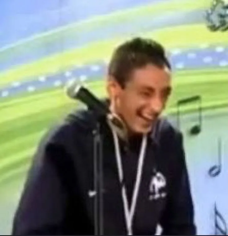 Hình chế ngắn gọn mà ai cũng phì cười khi xem.