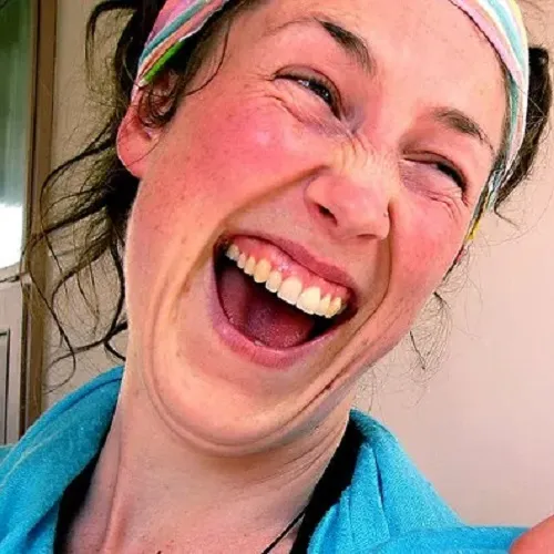 Ảnh chế ngộ nghĩnh khiến cả nhóm cười bò ngả nghiêng.