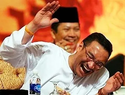 Bộ sưu tập meme cười haha khiến ai xem cũng không nhịn nổi cười