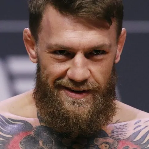 Meme chế ánh mắt liếc nhẹ, nụ cười lạnh lùng ma mị