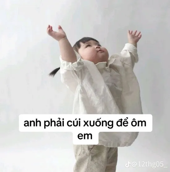 Meme đòi ôm thể hiện mong muốn gần gũi và an ủi