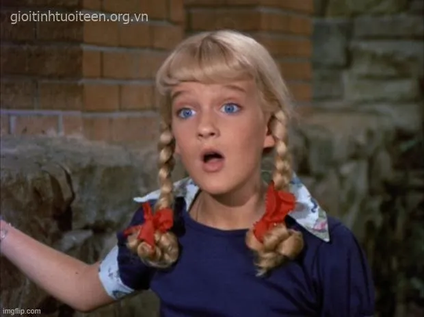 Meme shock ánh mắt sáng rực