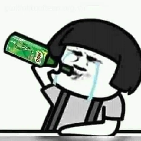 Ảnh vui kiểu “khóc nhẹ” khi phải làm việc cuối tuần.