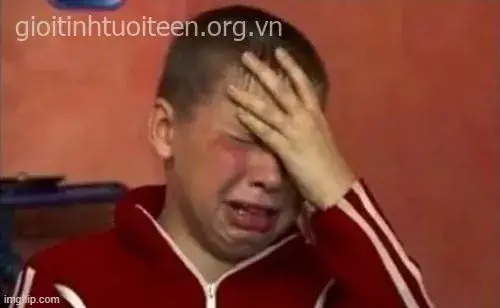 Meme chế thất tình lan truyền khắp TikTok Việt