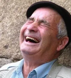 Meme cười nhẹ mà buồn như lời chưa nói hết.