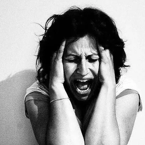 Meme phản ánh sự im lặng gượng gạo trong khoảnh khắc