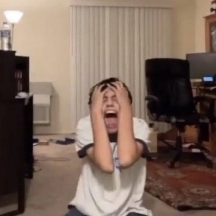 Khi vừa hiểu chuyện xong và nhận ra mọi thứ tệ hơn bạn từng nghĩ