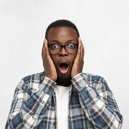 Ảnh chế người tự ôm đầu trong khoảnh khắc xấu hổ