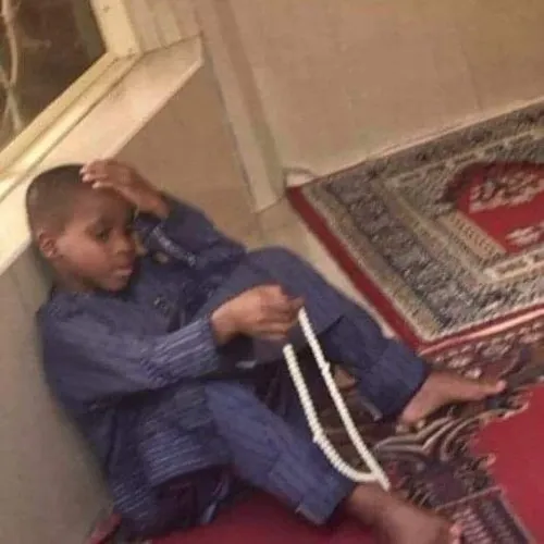 Bộ ảnh meme buồn khiến ai thất tình cũng thấy được an ủi phần nào