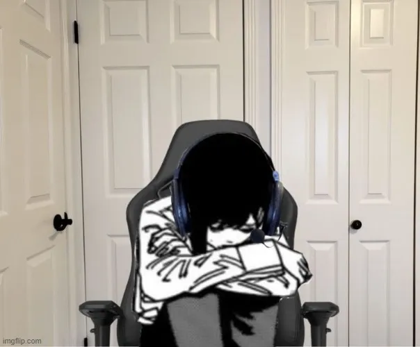 Ảnh chế cô đơn, ngồi lặng thầm giữa đêm.