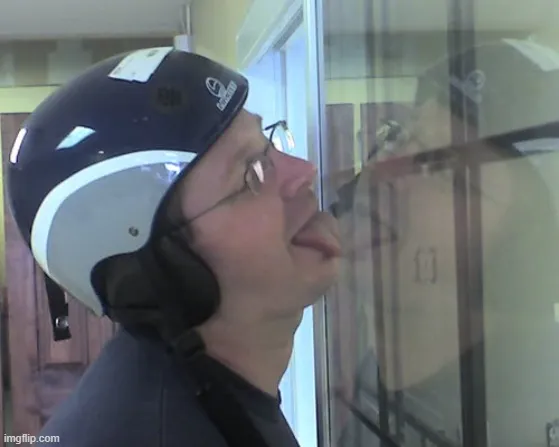 Ảnh chế biểu cảm thèm khát khiến ai cũng đồng cảm