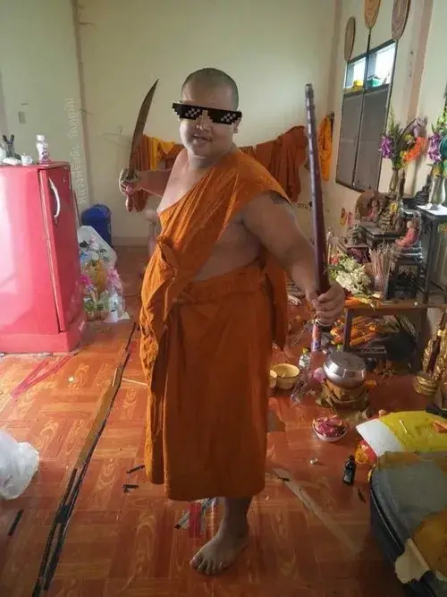 Khi meme hài trở thành cách cà khịa tinh tế của dân mạng