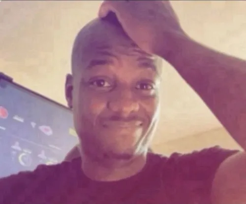 1 Khi một cái gãi đầu đủ khiến cả mạng cười nghiêng ngả