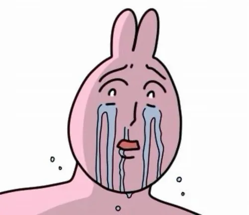 Meme chế thỏ hồng che miệng cười, ánh mắt lấp lánh