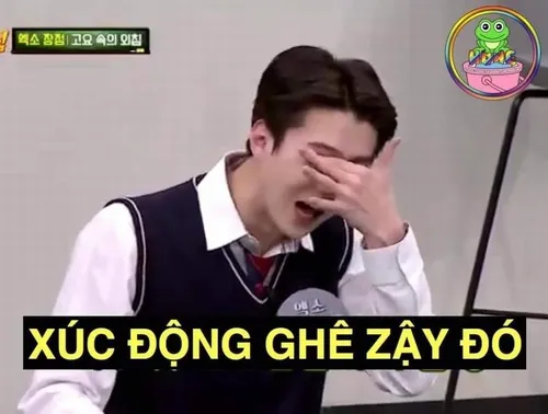 Meme xúc động dùng caption thư tay đầy cảm xúc.