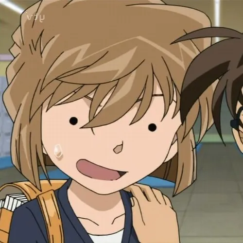 Ảnh hài Conan đặt tay lên cằm trông thật nghiêm túc