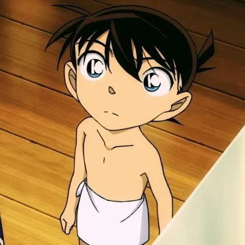 Hình chế meme vui Conan che miệng cười tinh nghịch với Haibara