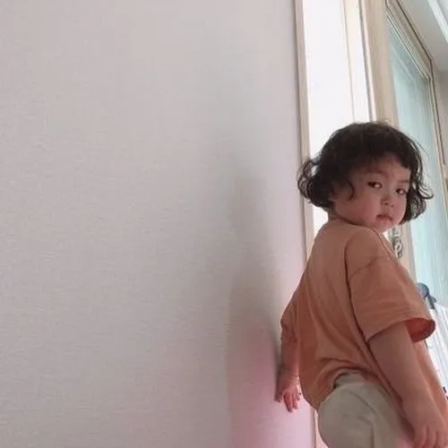 Vì sao chỉ một ánh nhìn bé Hàn cũng khiến cả mạng dậy sóng