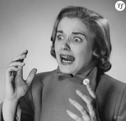 Hình troll hoảng sợ cứng cả người