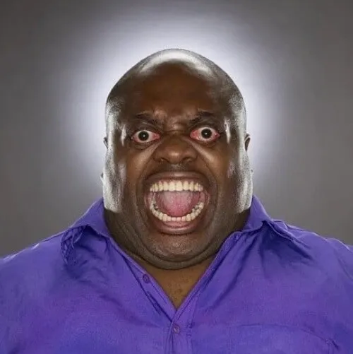 Ảnh chế biểu cảm hốt hoảng rõ mồn một