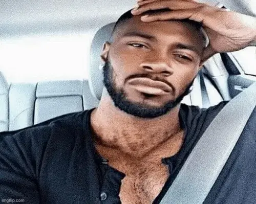 Ảnh chế thót tim tái hiện cảm giác rợn gáy và nụ cười gượng