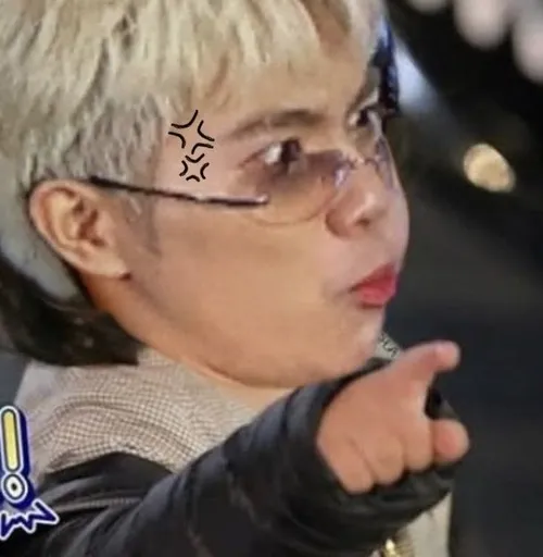 Khi não chưa kịp xử lý, khuôn mặt đã đơ: meme hoang mang lên ngôi